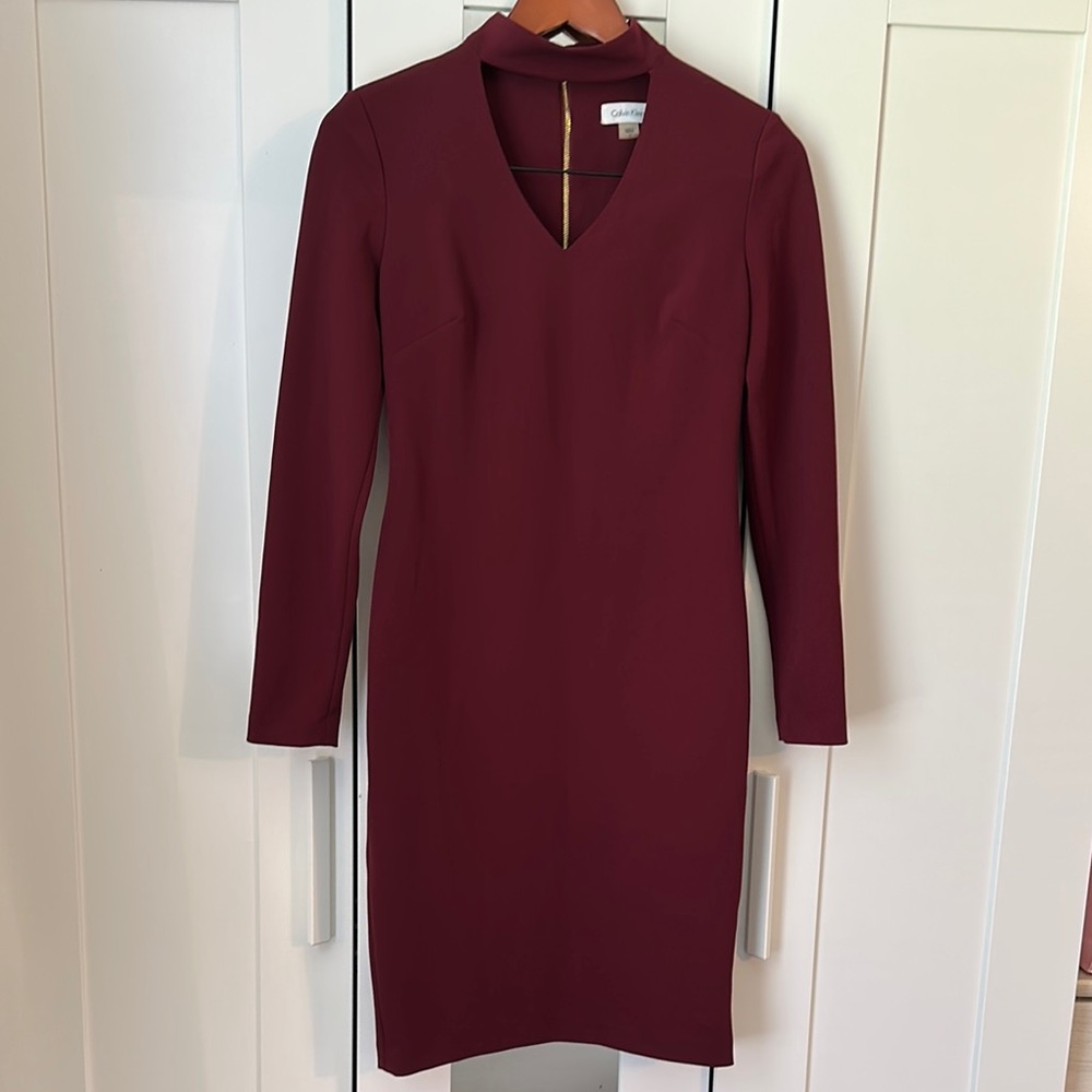 Calvin Klein Red Long Sleeve V-Neck Sheath Dress